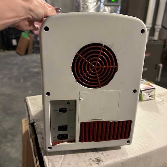 Vintage White Mini Fridge with Chrome Accents. 7"W X 9"D X10"H - Picture 4 of 4